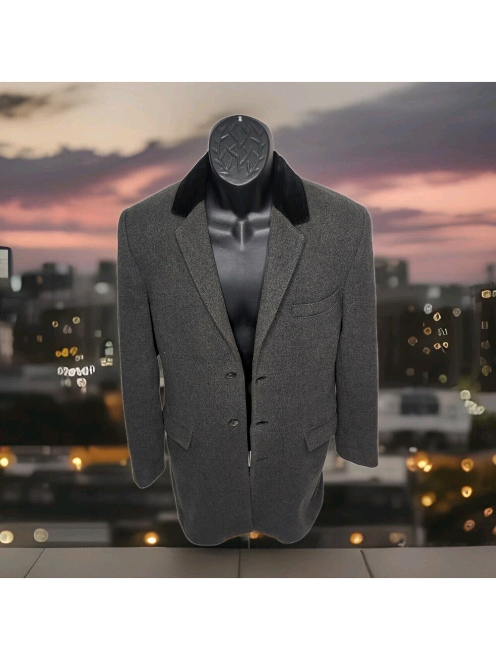 Club Monaco Men's Overcoat 100% Cashmere Top Coat Gray Velvet Collar Small 40